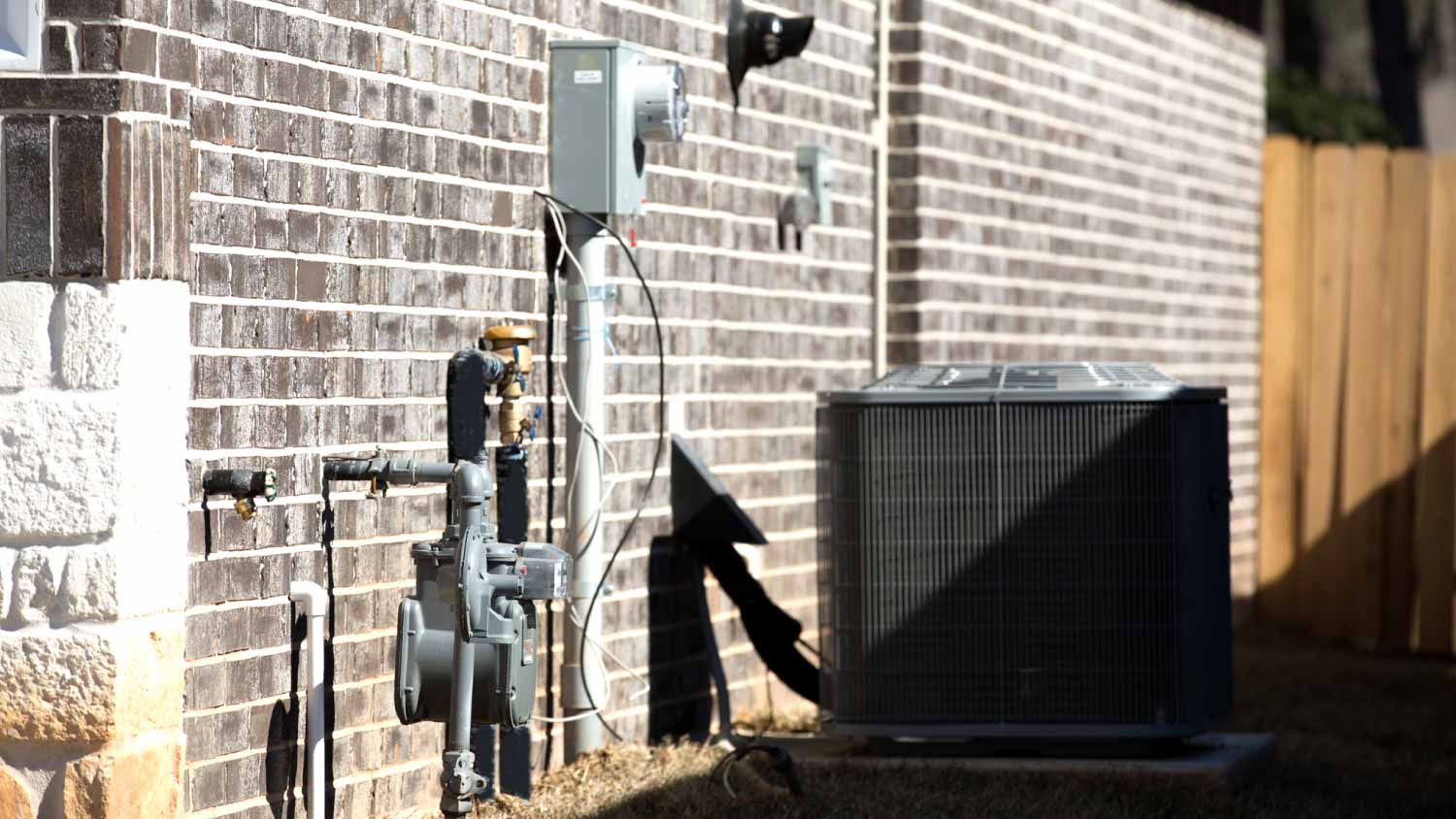 Generator transfer switch