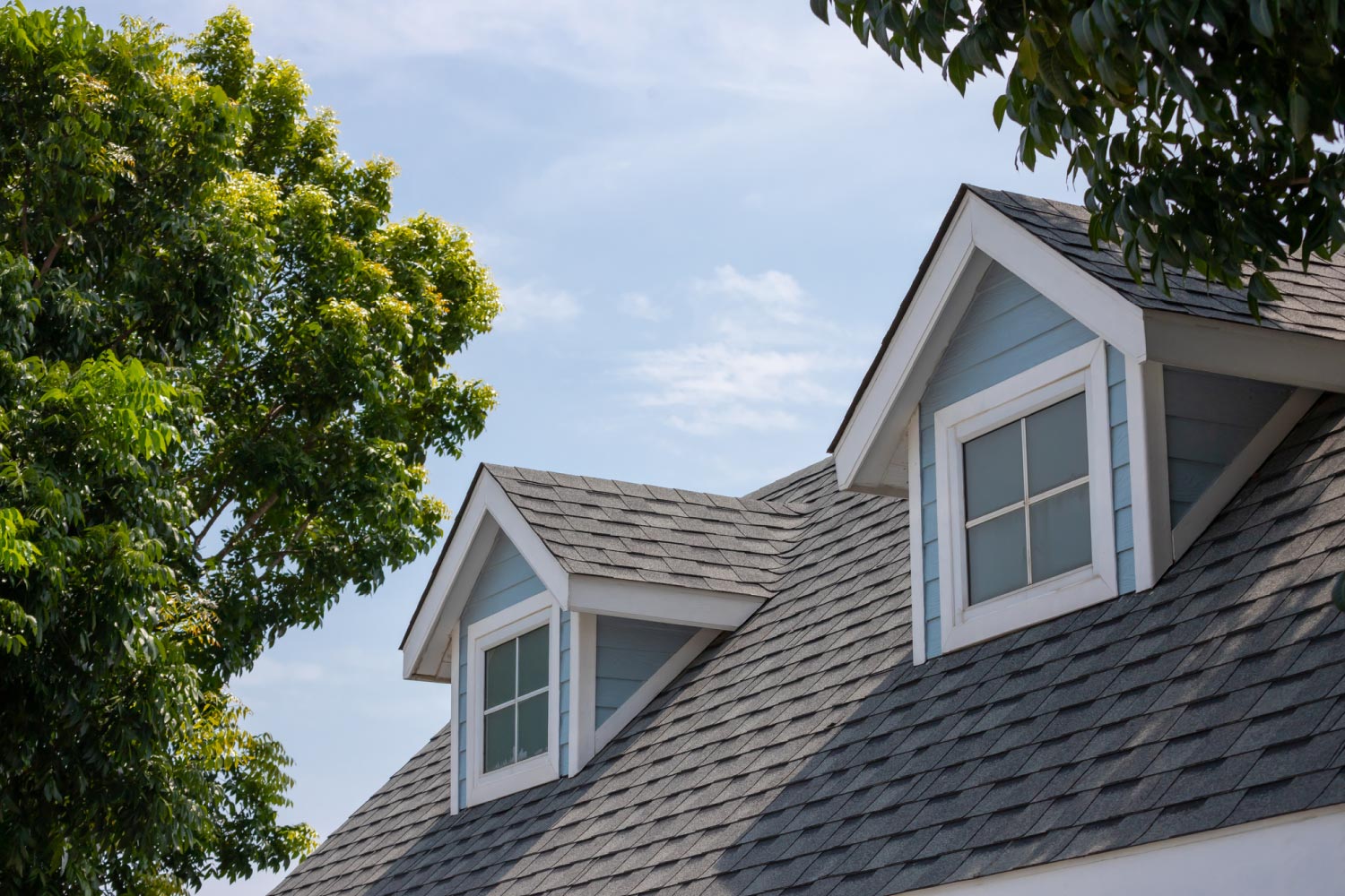 Roof shingles of garrett house