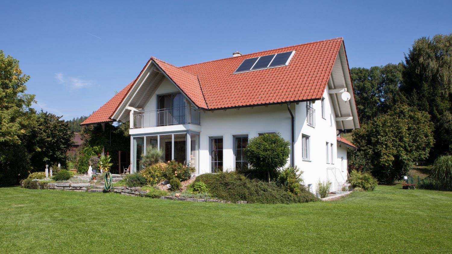 A white house with garden